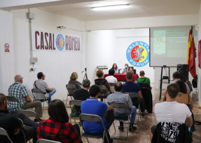 Presentación del libro Jaime I el Conquistador. La historia como nunca te la habían contado. Casal Romeu en Valentia Forum. Durante el acto.